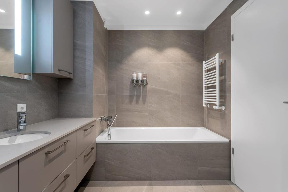 Spacious Luxury 3Br Apartment With 2 Bathrooms 1003 Рейкявик Екстериор снимка